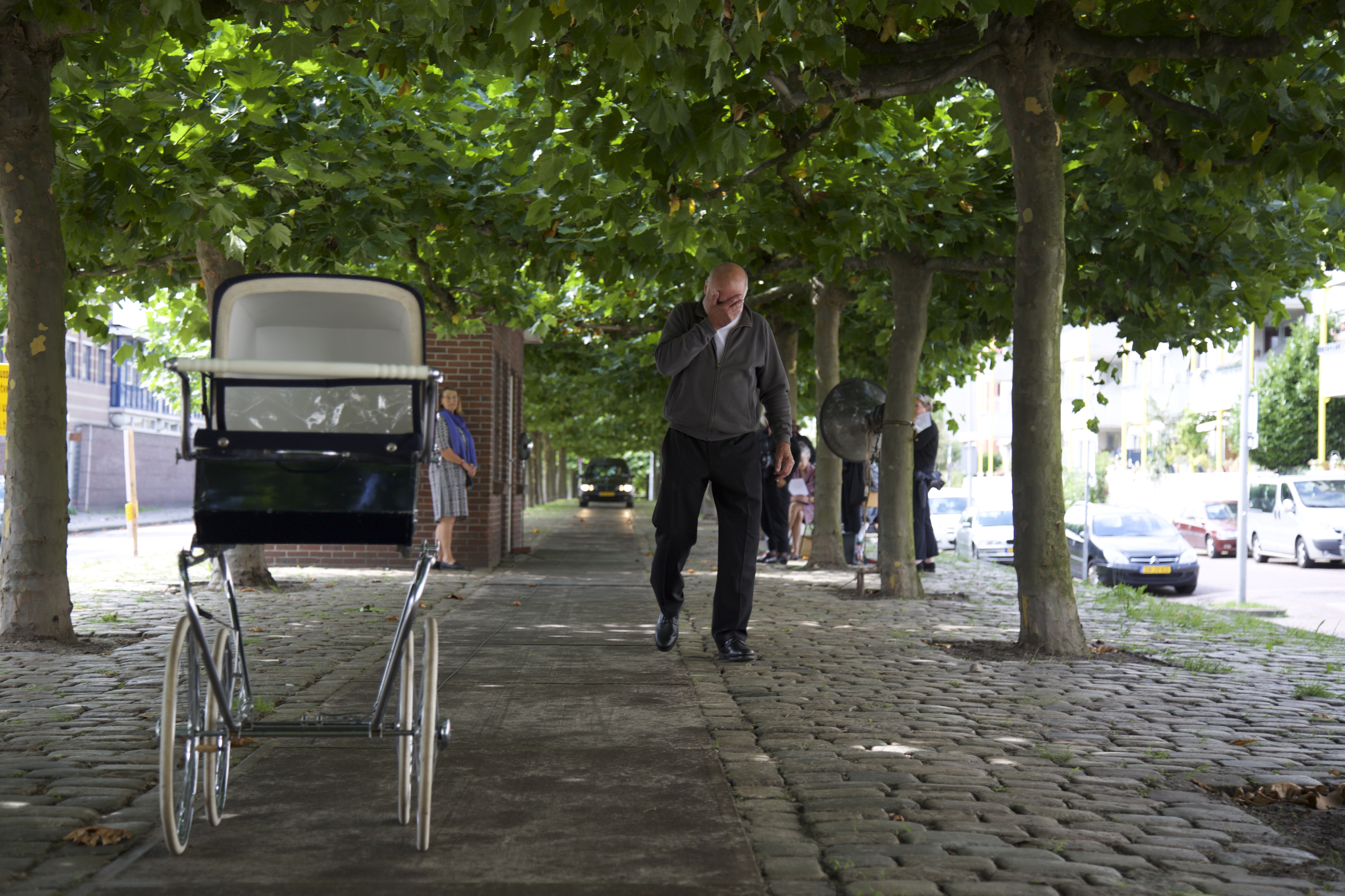 20 augustus en 21 augustus: SNIKKEN EN GRIMLACHJES/ festival Perron Oost 2016 Theatrale performance Rijtijd van Peter Zegveld met Poet Stunt